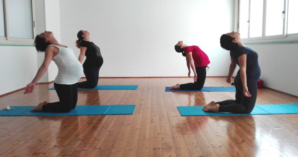 yoga in gravidanza, yoga per donne in gravidanza, yoga durante la gravidanza, yoga gravidanza palermo